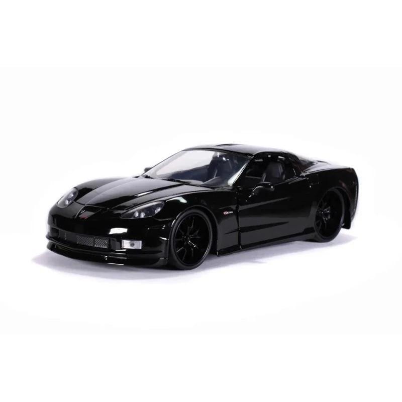 Джада 1:24 2006 Chevrolet Corvette Высокодетализированная литая модель автомобиля Металлическая модель автомобиля Игрушки для детей Коллекция подарков