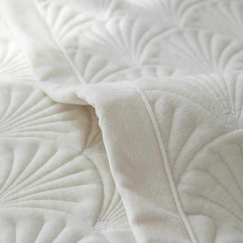 Four Seasons Universal Non-Slip Winter Plush Thickened Solid Color Sofa Cushion Nordic Simple Sofa Cover Slipcover