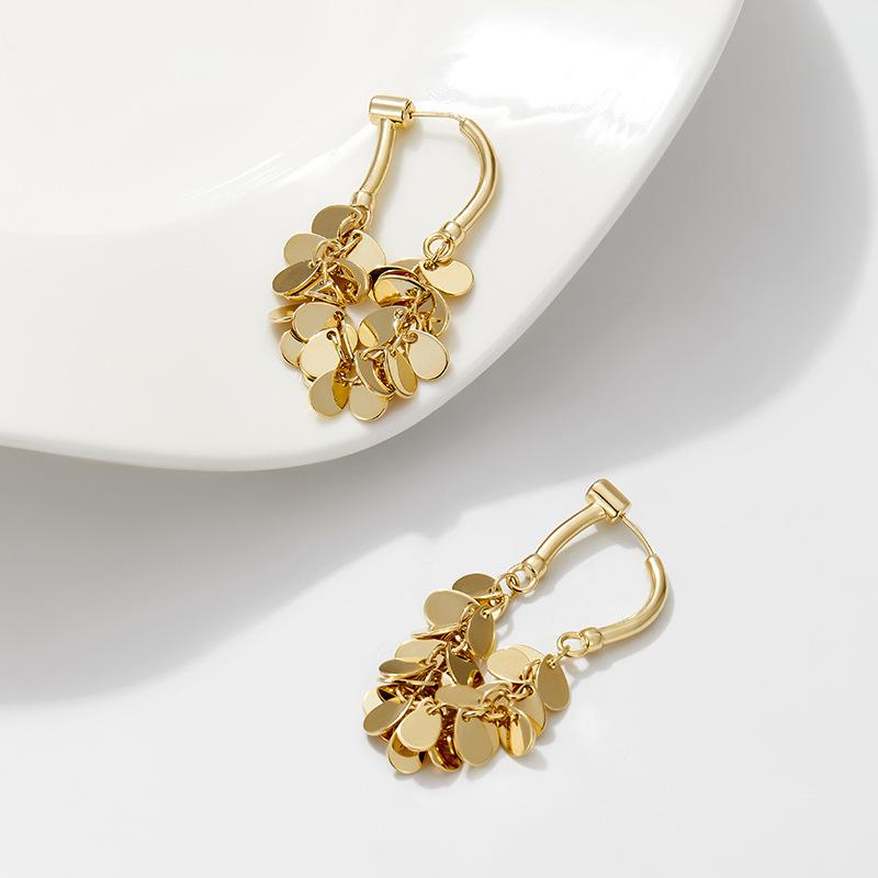 Elegant Chinese Tassel Round Disc Earrings - Unique High-End Fashion Jewelry золотой