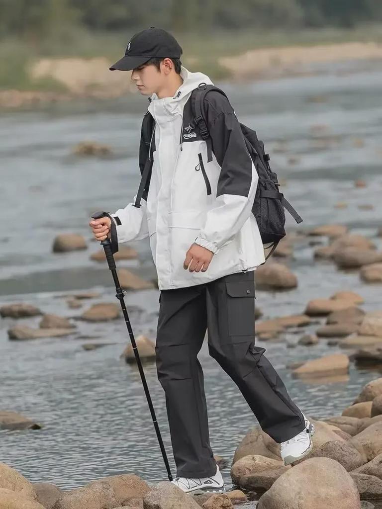 Unisex American-Style Waterproof Mountaineering Pants: Windproof, Quick-Drying, Perfect for Skiing, Hiking, and More.
