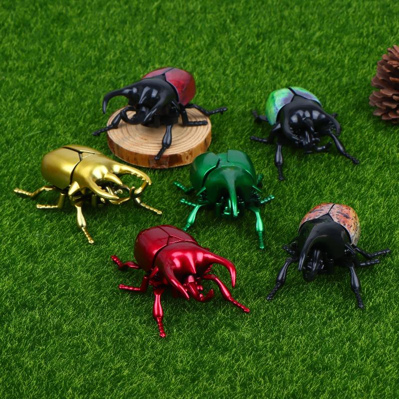 3Pcs Set Wind Up Insect Toys Fun Clockwork Prank Fidget Gadgets Easy Operation for Toddlers Preschoolers Casual Play