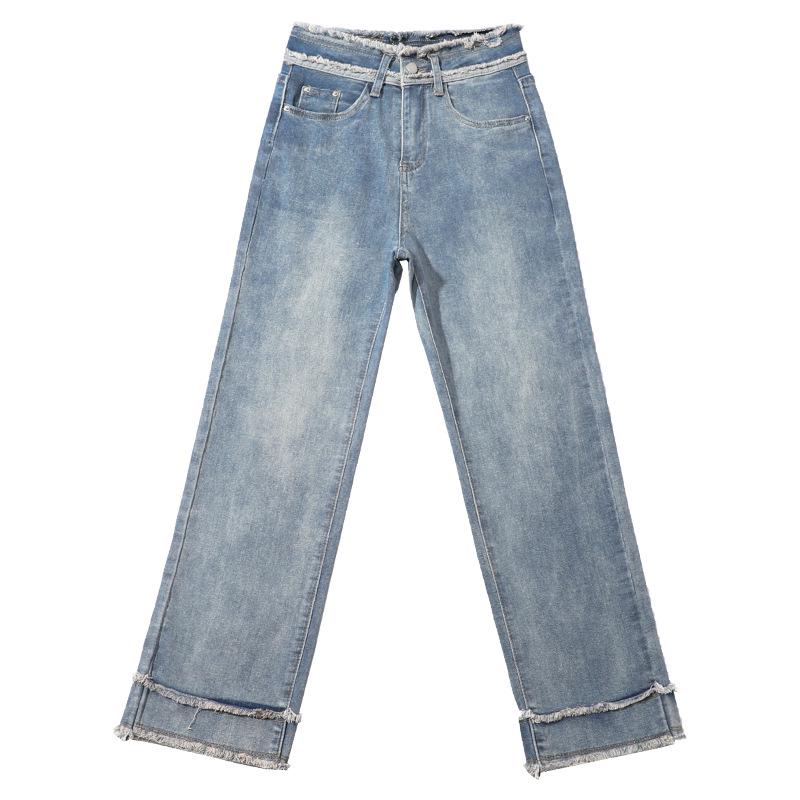 Damskie letnie dżinsy typu cigarette z prostą nogawką i wysokim stanem, w jasnym odcieniu