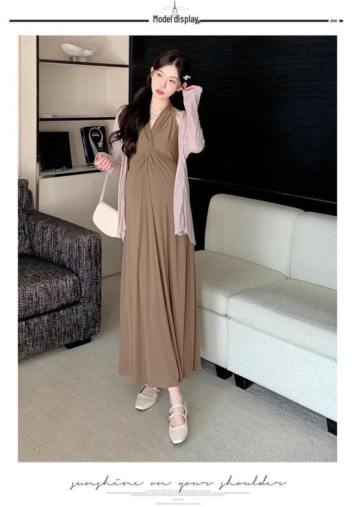Maternity Dress Set: Spring/Summer 2026 Halter Neck Sun Protection & Slimming Design