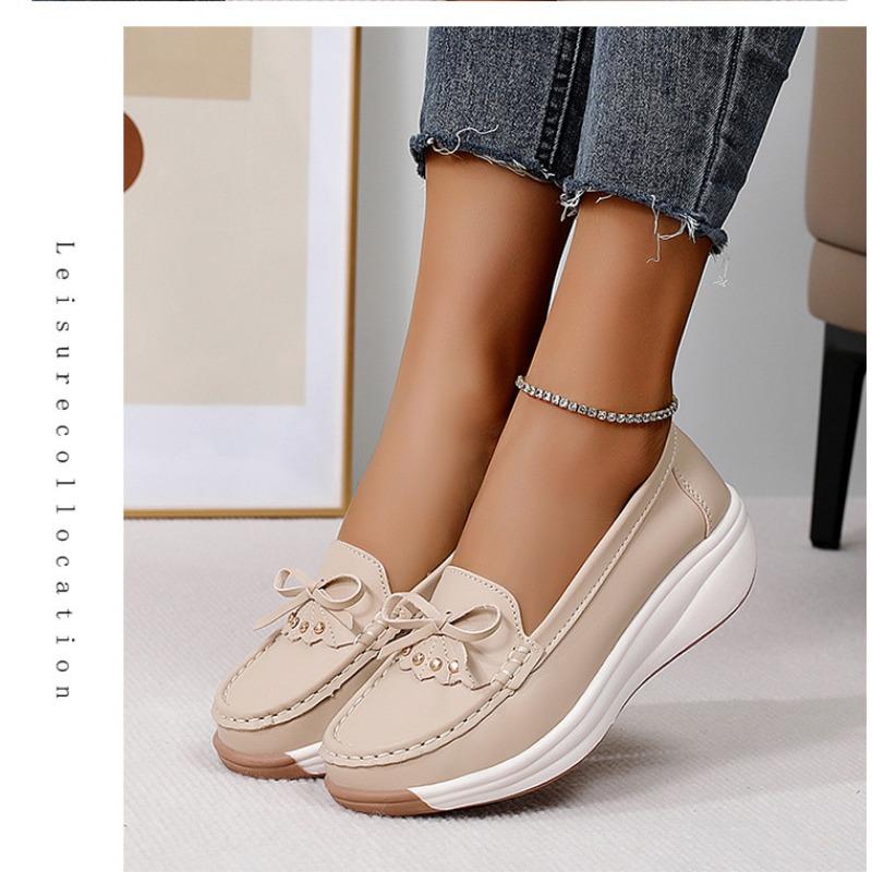 Lightweight and Anti-slip Sponge Shoes and Casual Bean Shoes for Women