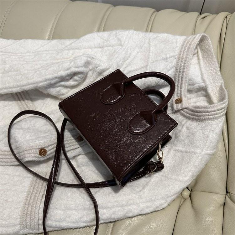 Chic Minimalist Small Handbag For Women Retro Style Soft Pu Casual Crossbody