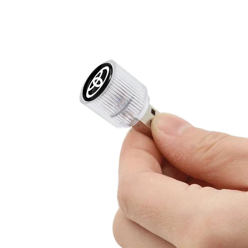 Nuova Auto Mini USB LED Luce Ambientale Spina Lampada Decorativa Atmosferica per Toyota GR TRD Camry Corolla Yaris Chr Auris Avensis T25