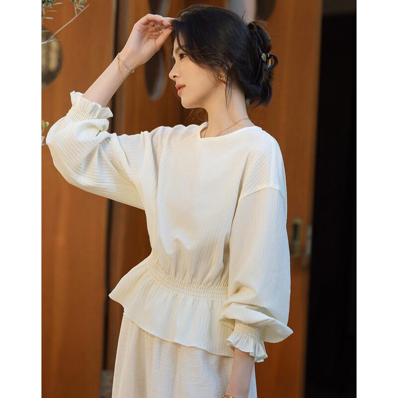 

Women s French Ruffle Round Neck Blouse XL