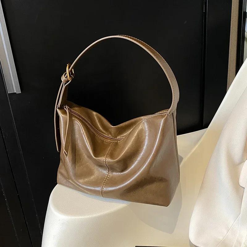 Fashion Solid Color PU Zipper Women's Shoulder Bag 2026 New Soft Versatile Simple Handbag Large Capacity Popular Crossbody Bags