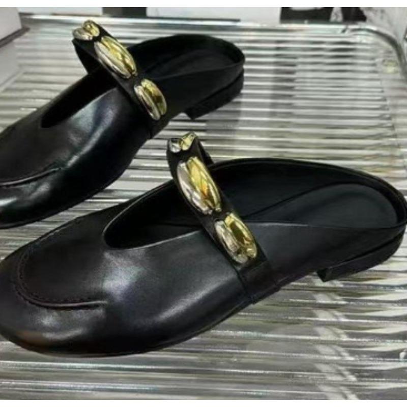 Fashion New Leather Elegant Temperament Metal Buckle Fish Mouth Slippers Fashionable Flat Shoes Cool Slippers Summer Trend Zapatos Mujer