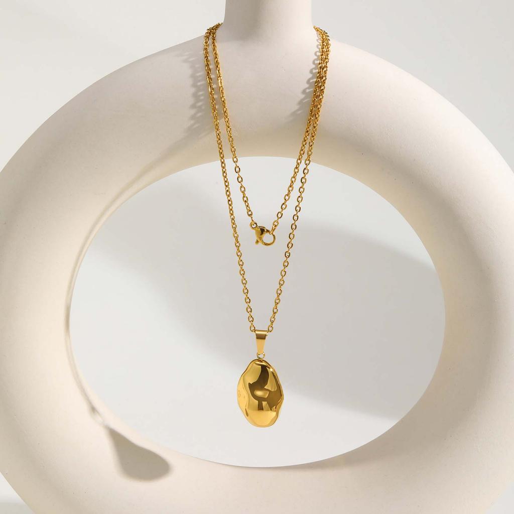 Irregular Hollow Pendant Necklaces for Women,Gold Color Retro Stainless Steel Necklace,High Quality Jewelry Gifts