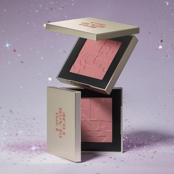 TWO SLASH FOUR Blush pour tout le visage 5,5 g