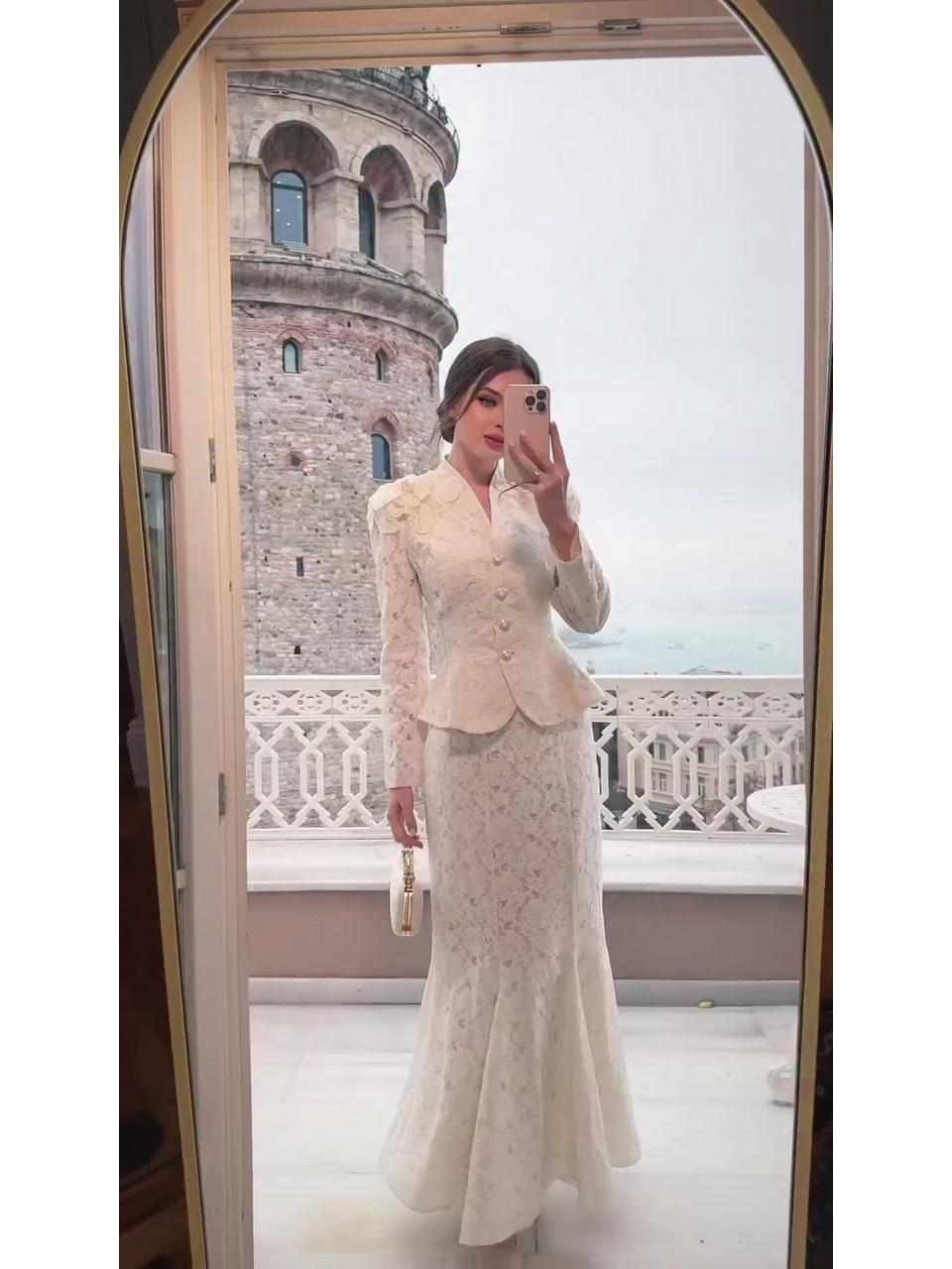 

Элегантный женский комплект из платья с длинным рукавом Осень 2025 Medium белый