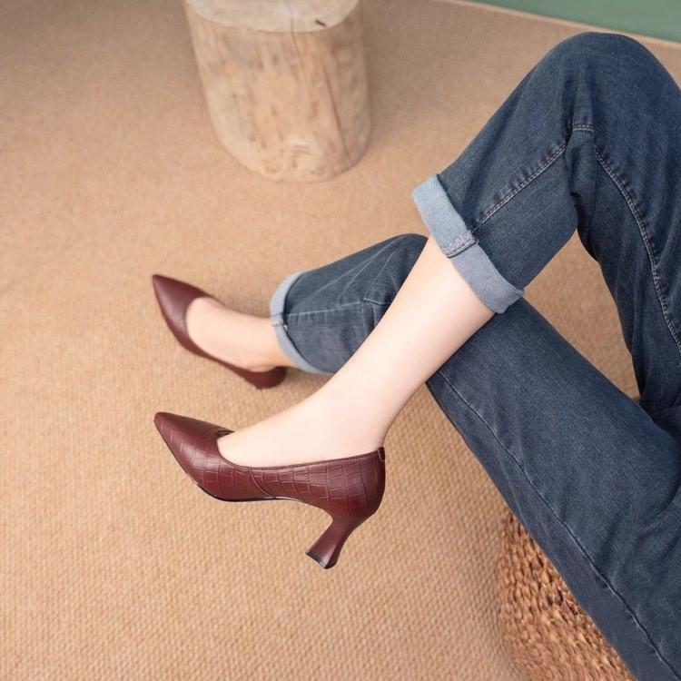Classic Black Womens Single Shoes With Pu Upper And Rubber Sole For Daily Work