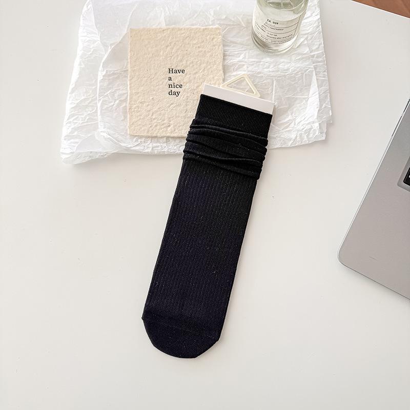 

Women s Mulberry Silk Striped Mid-Calf Socks - Thin, Solid Colors, Versatile, Seamless, Slouchy Ballet Style for Spring/Summer. One Size