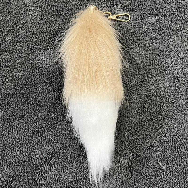 Plush Foxy Tail Keychain Soft and Comfortabel Key Holder 20cm Faux Furry Pendant Charm for Fashionable Accessories
