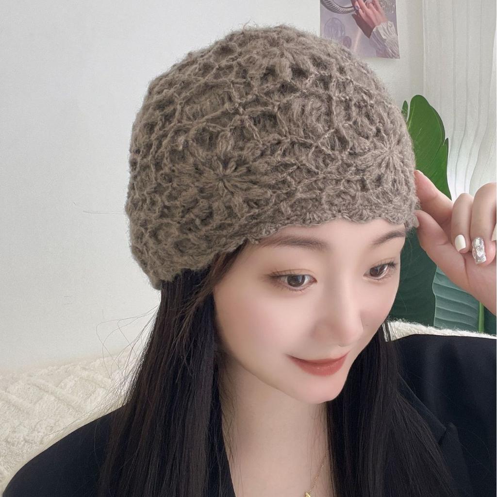 Hat Women's Autumn and Winter Thickened Beret Handmade Knitted Hat Wool Beret Sweet Baotou Hat Women's Autumn and Winter