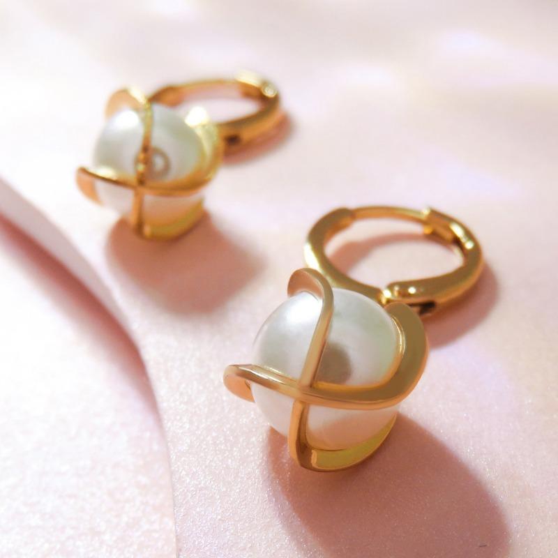 Pearl Earrings for Women with High-end Simple and Trendy Light Luxury Earrings