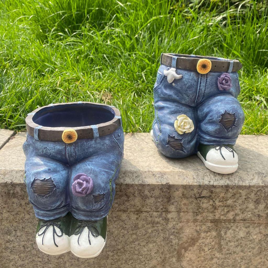 Garden Art Resin Flower Pots: Courtyard Decoration Sculpture