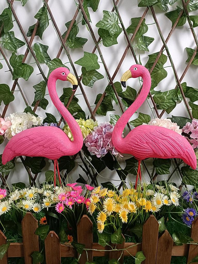 Large LED Solar Flamingo Lawn Light - Outdoor Decorative Animal Courtyard Accent