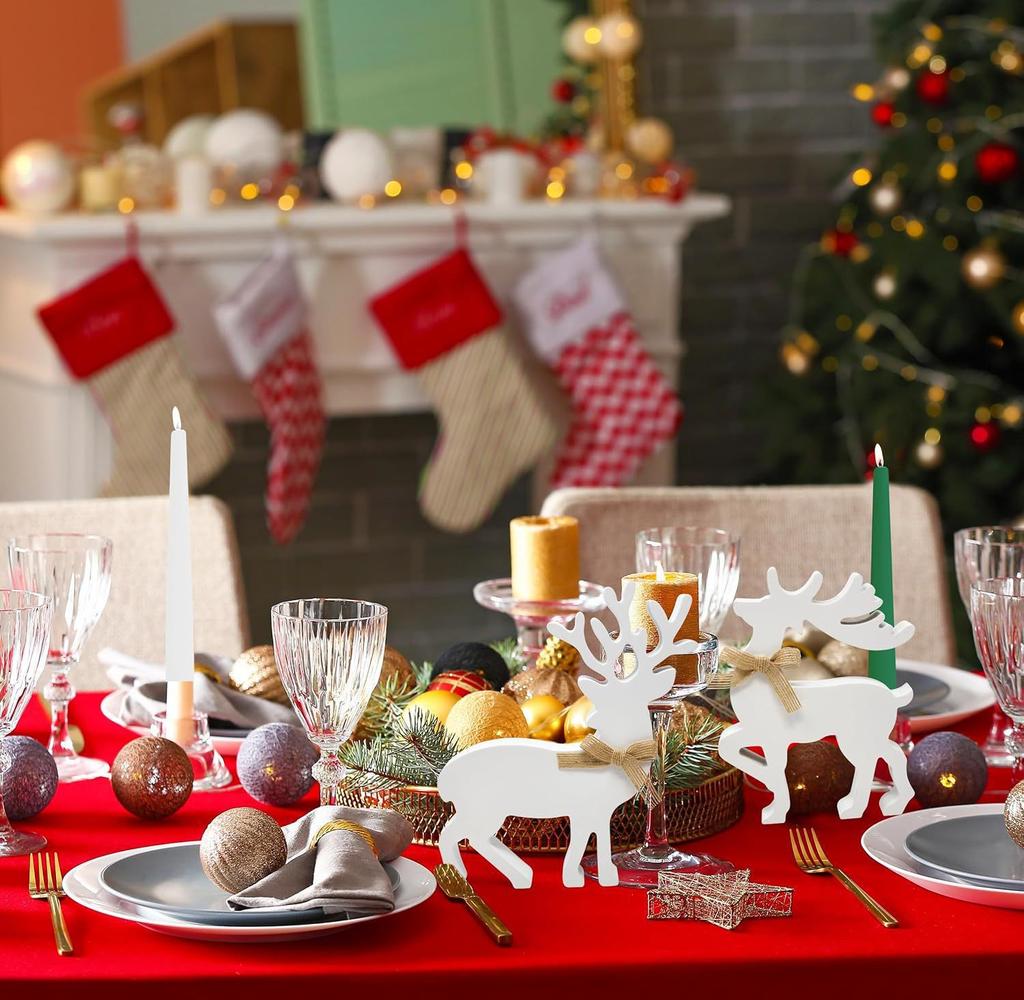 Weihnachtsrentierdekorationen, weiße Rentier-Holzbastelarbeiten, Kleiderschrankfensterbänke, festliche Atmosphäre Ornamente