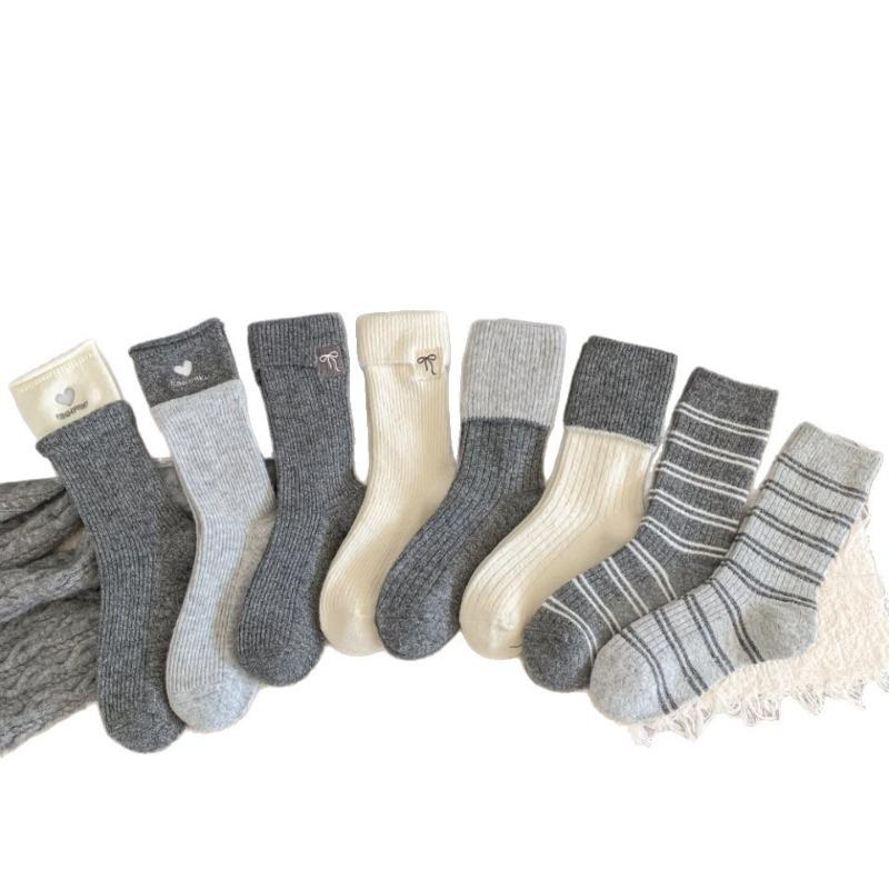 Woolen Socks, Heart-shaped Embroidered Socks, Double-threaded Bow, Striped, Thickened and Fleece Warm, Grey Pile Socks
