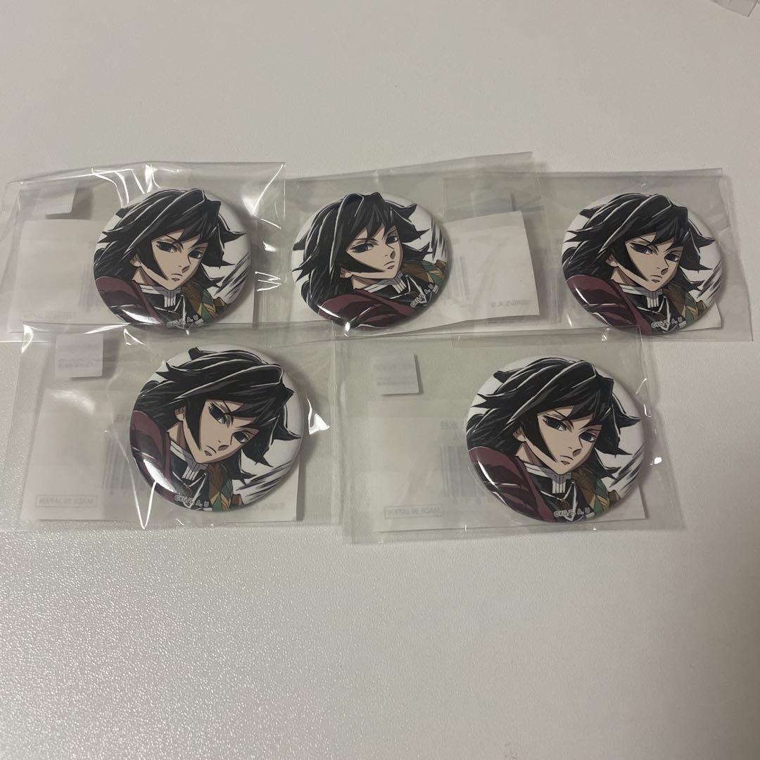 

[Б/У] Demon Slayer Interlude Артбук Лотерея ВЕБ-МАГАЗИН Приз F Значок-канбатч Томиока Гию