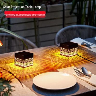 Lampe de Table Solaire Mandala Étanche d'Extérieur - Lumière d'Ambiance Décorative pour Jardin et Paysage