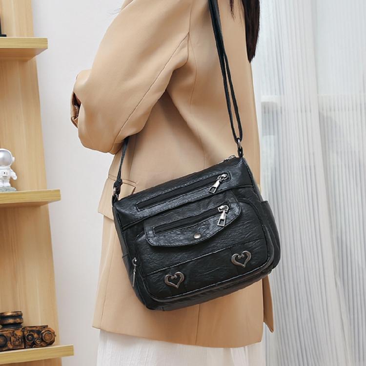 Shoulder Bag with Vintage Charm Practical & Fashionable Bag for Work or School