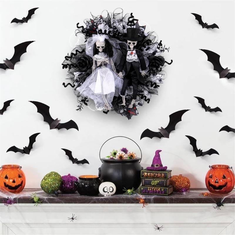 652F Halloween Plastic Wreath for Door House Decorative Wreath Door Decors Halloween Skull Couple Wreath Accessories