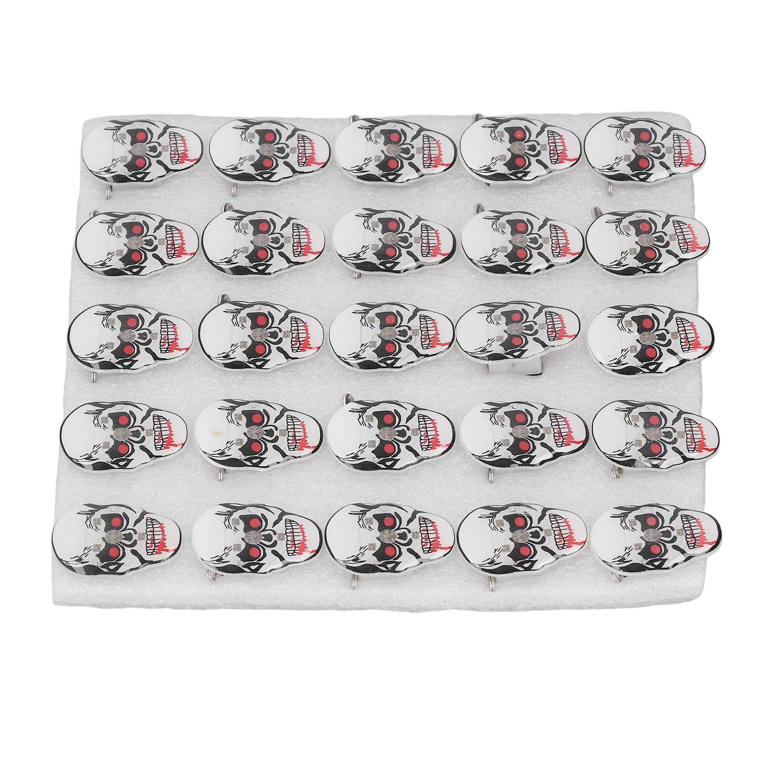 

25 шт. Хэллоуинские мигающие броши-булавки, высокопрочный пластик, голова черепа, светодиодные светящиеся броши для