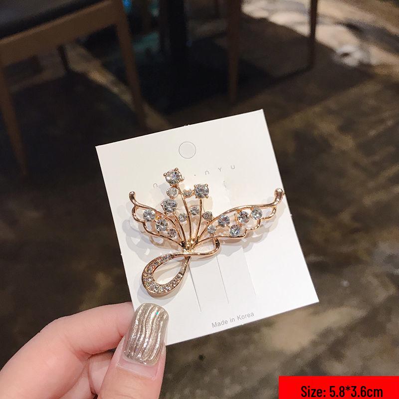 Elegant Peony Brooch: High-End Chinese Style Corsage Pin