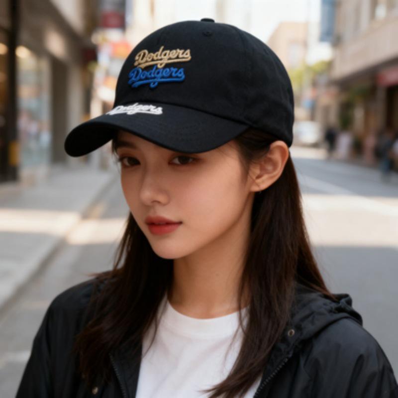 Adjustable NY College Style Baseball Cap for Adults - Unisex, Simple, Versatile Duckbill Design