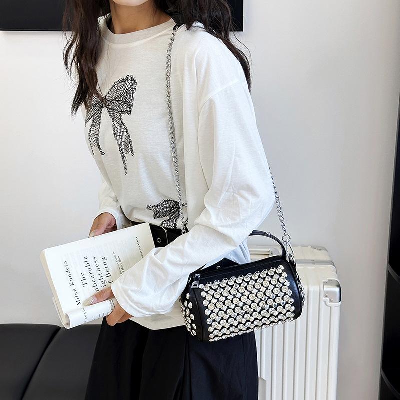 Summer niche cylinder portable women's bag 2025 new fashion rivet diamond pillow bag chain shoulder messenger bag