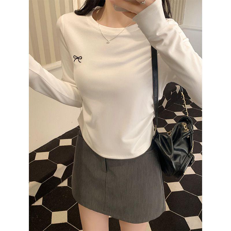 

Женский топ с круглым вырезом, вышивкой бантом, длинными рукавами и плиссировкой, ранняя осень Medium белый