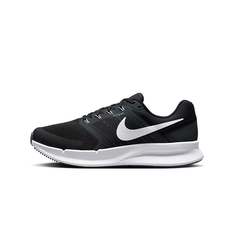 

Nike Men s Run Swift Running Shoes DR2695 40