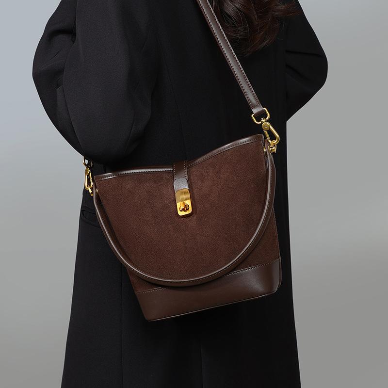 Bucket Bag 2025 New Autumn Winter Genuine Leather Women's Bag High-end Feel Single Shoulder Large Capacity Handbag Crossbody Bag Tote Bag