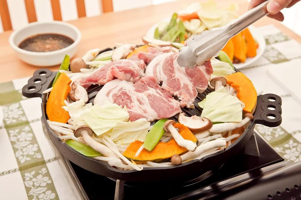 Ikenaga Iron Works Genghis Khan Cast Iron Pot, 29cm