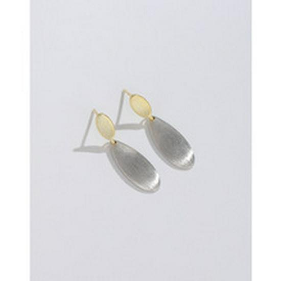 Sunflower Freshwater Pearl Stud Earrings, 925 Sterling Silver, Minimalist Design for Autumn/Winter, High-End Luxury for Women.