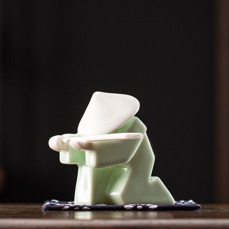 

Creative Ceramic Ornament Aromatherapy Stove Warrior Tea Pet Home Indoor Incense Path Incense Tray Tea Ceremony Accessories Gift