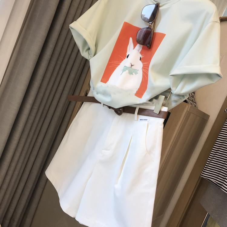 Korean Style High-Waisted Wide-Leg Capri Shorts for Women - Stylish and Slimming Summer 2026 Collection