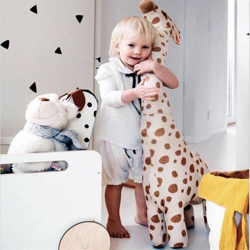 

Cartoon Giraffe Plush Toy for Infants and Toddlers - Perfect Birthday Gift Small 40CM
