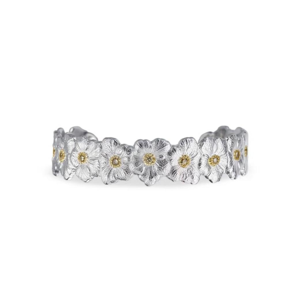 Italian High-end Jewelry Brand Retro Palace Wind Belt Diamond Brushed Four Leaf Clover Shell Agate Jade Bangle 18k Thick Gold Color Separation