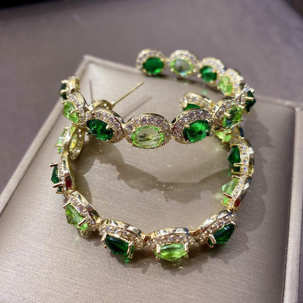 2022 nowych kobiet kolczyki Hoop z Bling Green AAAAA cyrkon eleganckie luksusowe kolczyki w kolorze żółtego złota Trendy biżuteria ślubna