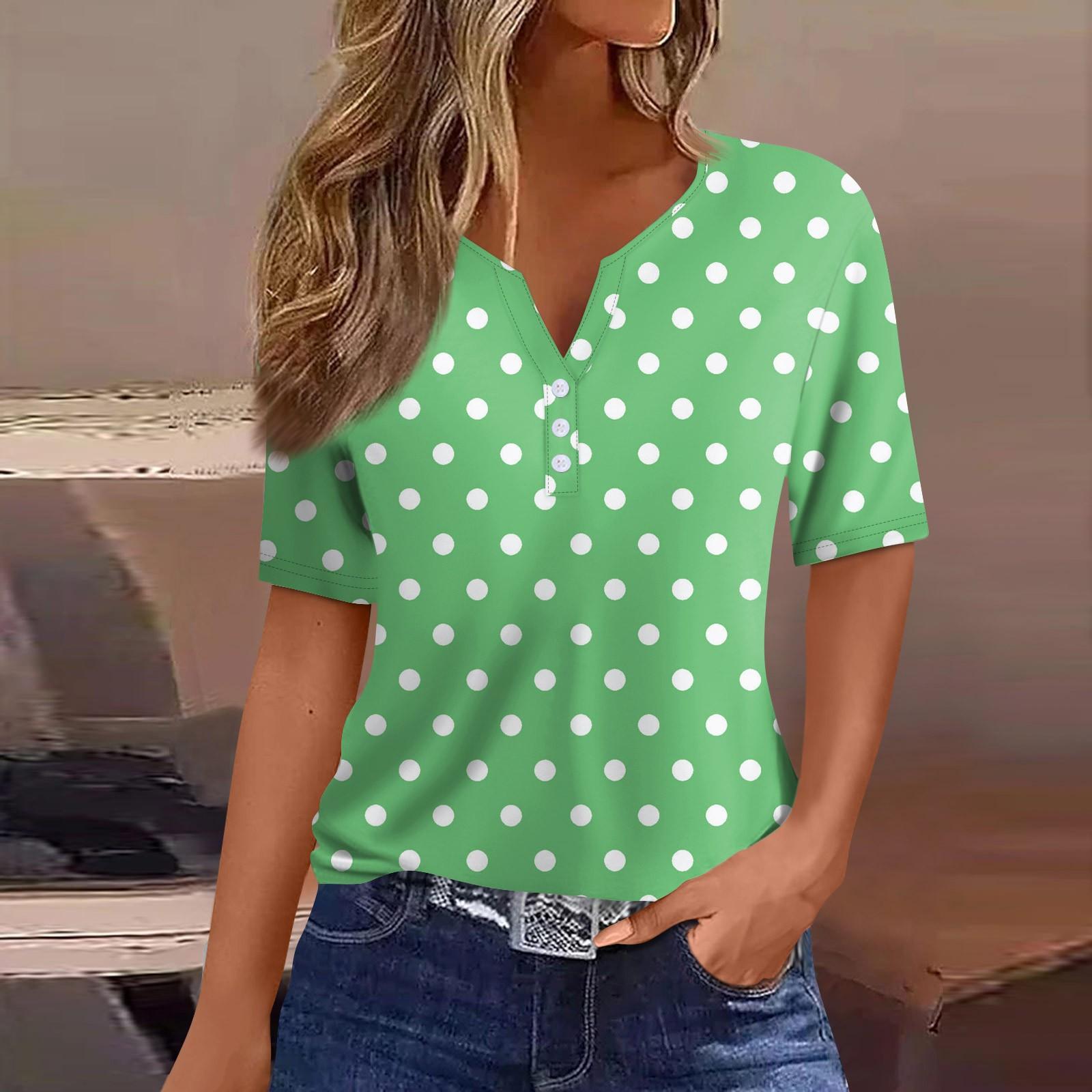 

Женская модная повседневная однотонная футболка с принтом в горошек, V-образным вырезом, коротким рукавом и декоративными пуговицами XXXL зелёный