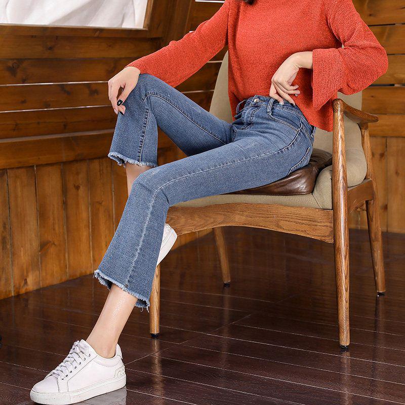 Petite Women's High-Waisted Micro Flare Cropped Jeans for Spring, Summer, and Autumn.