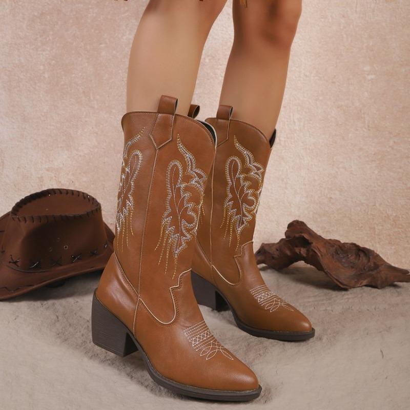 Large Size Boots Women's Autumn and Winter Tall Western Cowboy Style Embroidery Fashion Tall Boots Women's