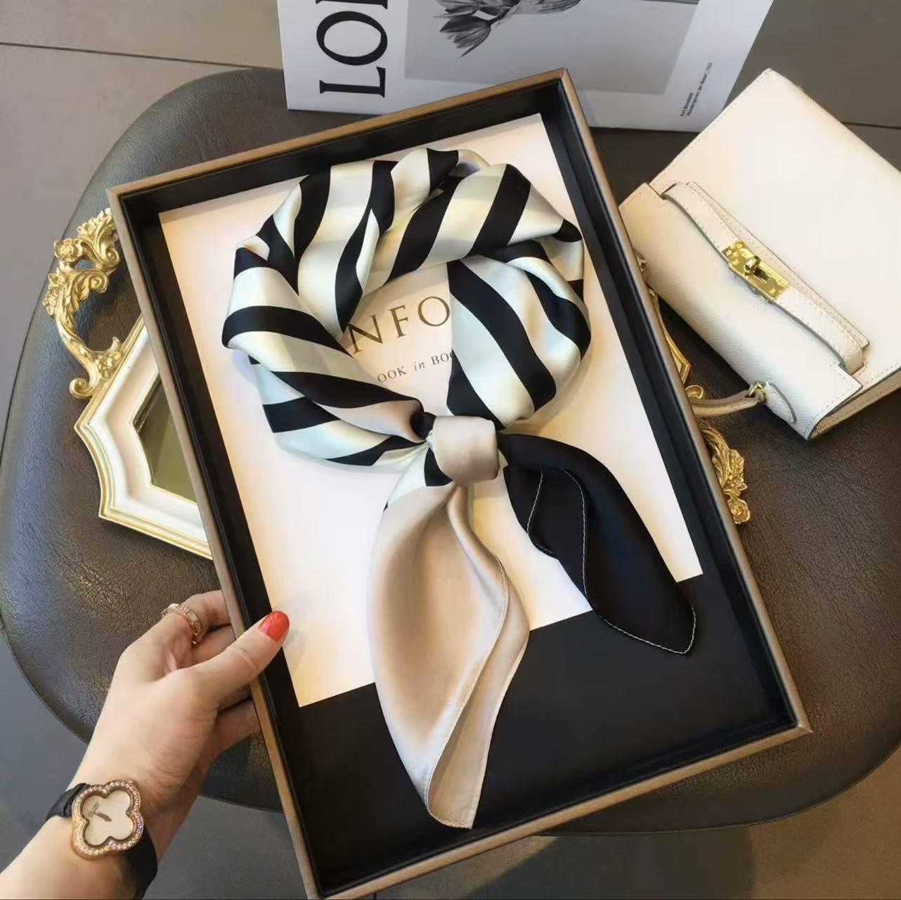 

Шелковый квадратный шарф Mulberry - женский модный шарф весна/лето Bold Stripes