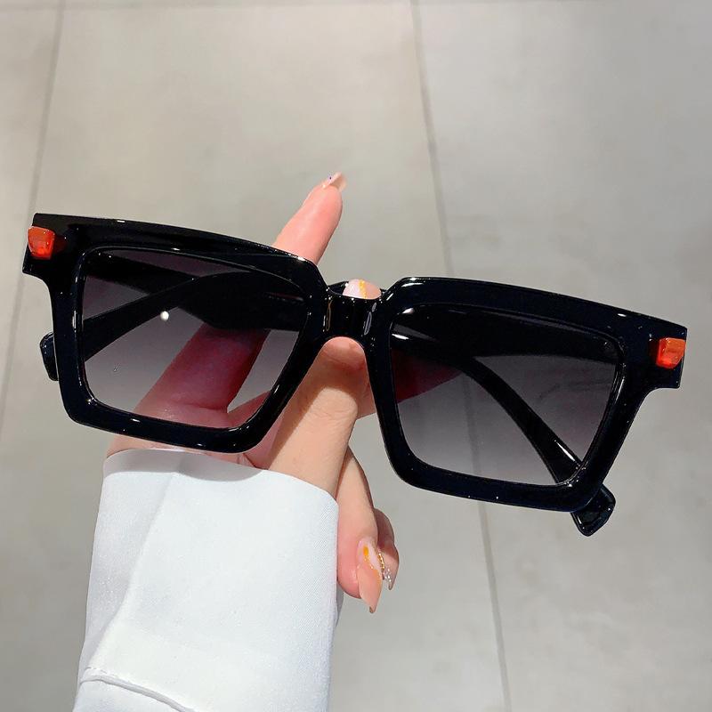 Classic Punk Pink Square Sunglasses Women For Men Luxury Brand Designer Trend Sun Glasses Fashion Vintage Hip Hop Driving Shades