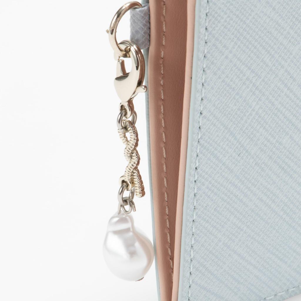 Slim cowhide pass case (with original charm) in ice blue