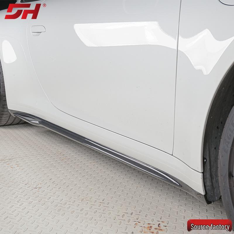 Carbon Fiber Turbo SD Style Side Skirts for 2019-2025 Porsche 911: Anti-Collision & Anti-Scratch
